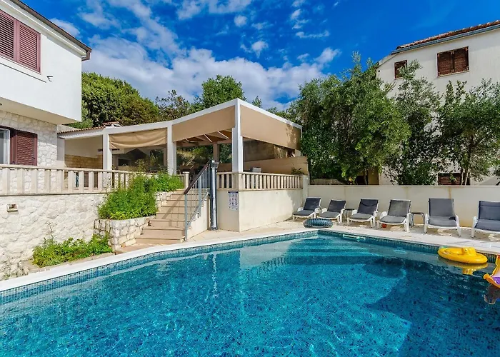 Villa Damjan